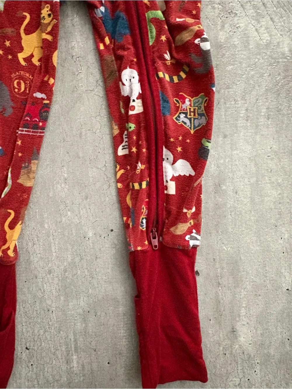Little Sleepies Harry Potter Bamboo Convertible Zippy Pajamas 3T Red Hogwarts